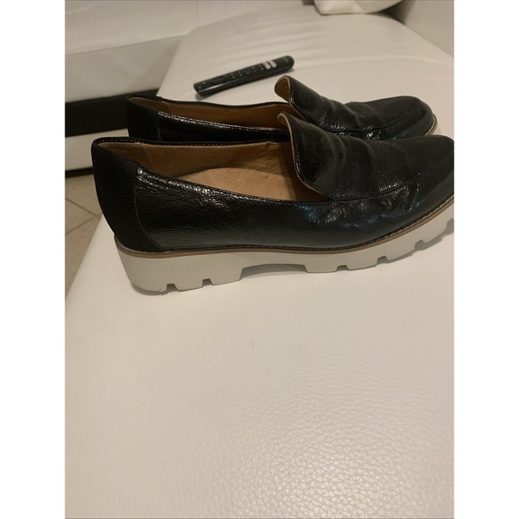 Vionic Kensley Women's Sz 7.5 Shoes Black Patent Leather Slip On Loafers - Picture 3 of 9